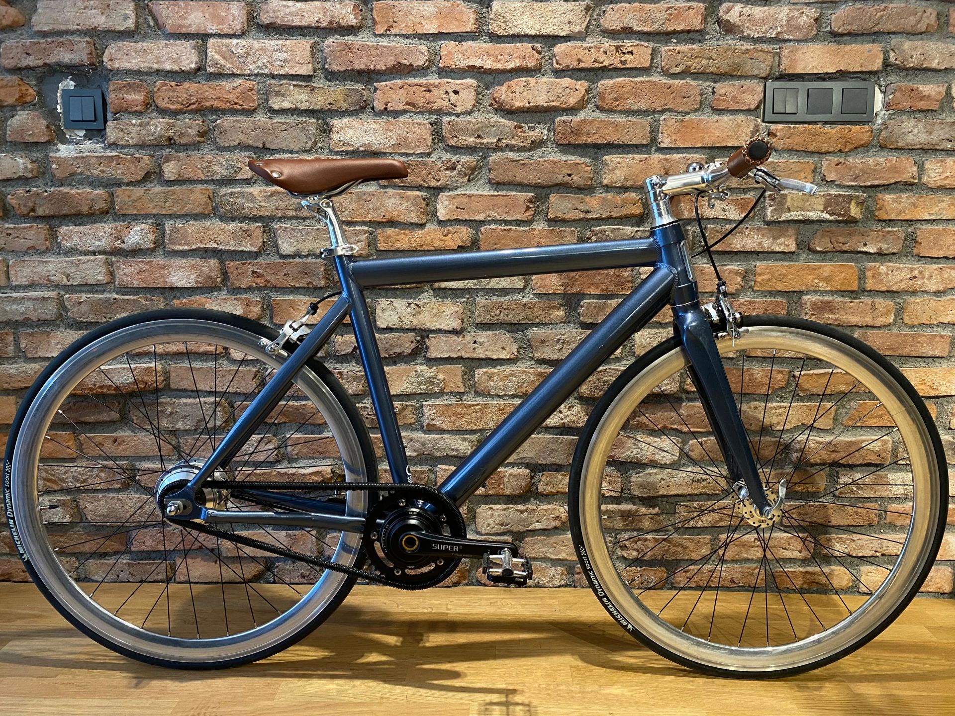B2 Fixie Elektrikli Bisiklet