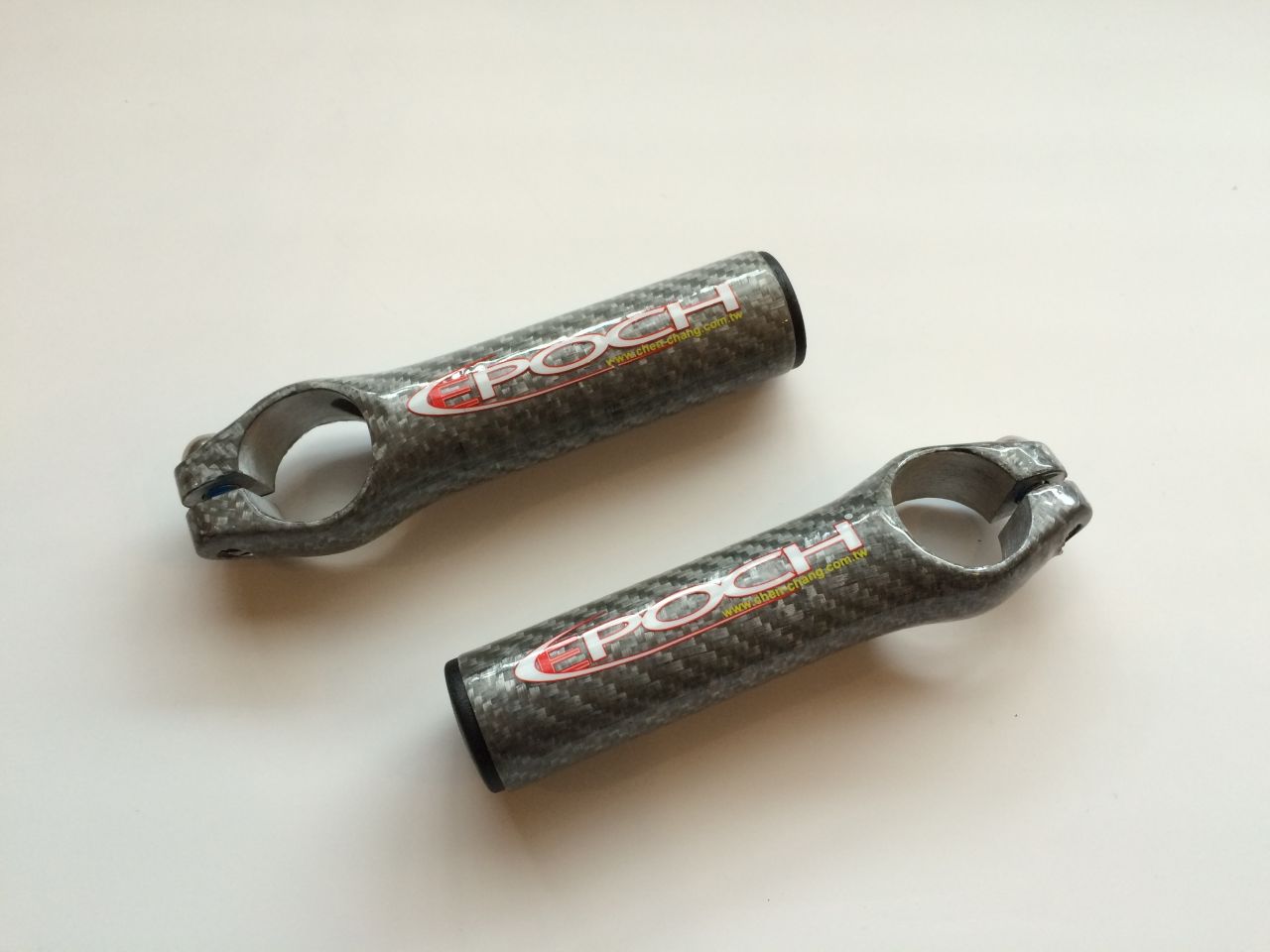 Epoch Carbon Barend
